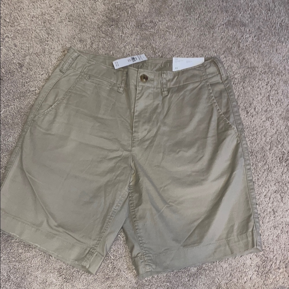 American Eagle Outfitters Men's Khaki Shorts